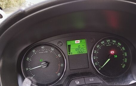 Skoda Fabia II, 2013 год, 850 000 рублей, 5 фотография