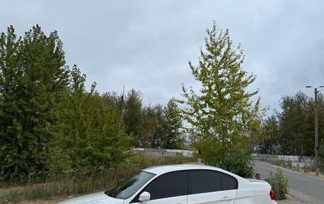BMW 3 серия, 2011 год, 1 050 000 рублей, 3 фотография