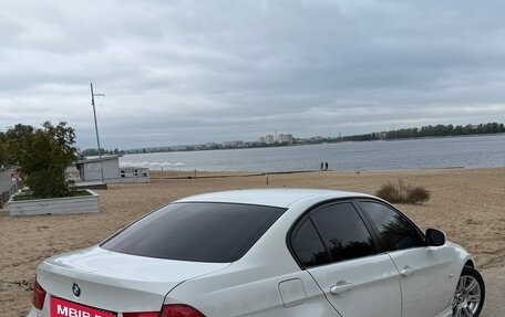 BMW 3 серия, 2011 год, 1 050 000 рублей, 4 фотография