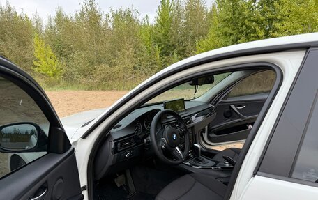 BMW 3 серия, 2011 год, 1 050 000 рублей, 9 фотография
