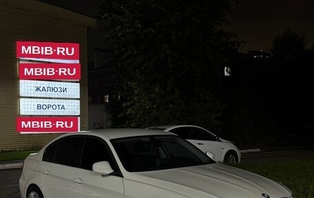 BMW 3 серия, 2011 год, 1 050 000 рублей, 6 фотография