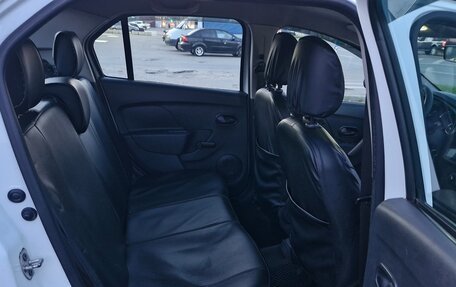 Renault Logan II, 2018 год, 670 000 рублей, 28 фотография