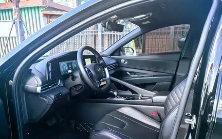 Hyundai Elantra, 2023 год, 1 510 000 рублей, 8 фотография