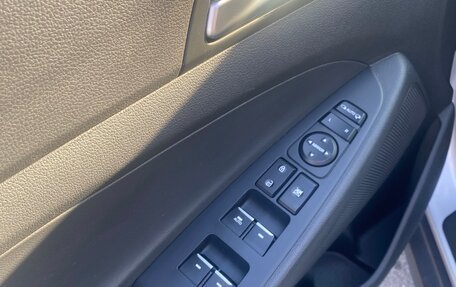 Hyundai Tucson III, 2019 год, 2 400 000 рублей, 11 фотография