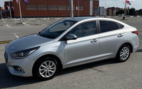 Hyundai Solaris II рестайлинг, 2020 год, 1 570 000 рублей, 16 фотография