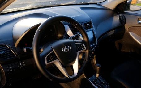 Hyundai Solaris II рестайлинг, 2013 год, 715 500 рублей, 13 фотография