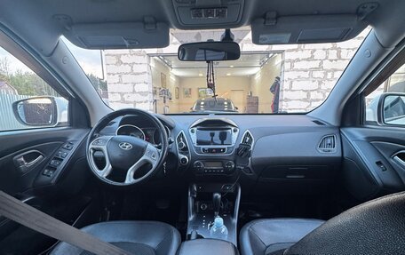 Hyundai ix35 I рестайлинг, 2013 год, 1 050 000 рублей, 11 фотография