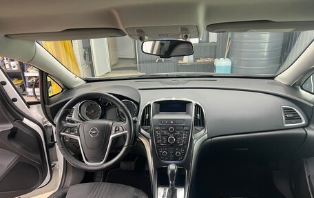 Opel Astra J, 2013 год, 1 150 000 рублей, 14 фотография