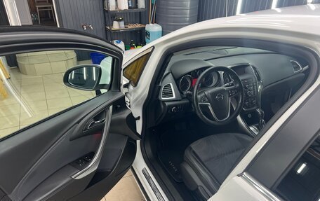 Opel Astra J, 2013 год, 1 150 000 рублей, 17 фотография