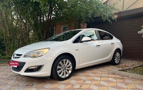Opel Astra J, 2013 год, 1 150 000 рублей, 8 фотография