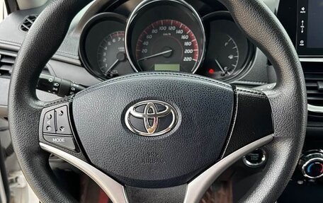 Toyota Vios III, 2023 год, 1 300 000 рублей, 10 фотография