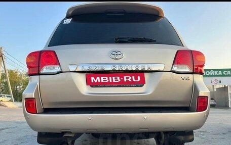 Toyota Land Cruiser 200, 2013 год, 4 050 000 рублей, 7 фотография