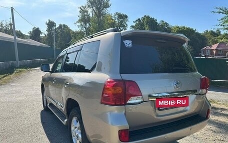 Toyota Land Cruiser 200, 2013 год, 4 050 000 рублей, 4 фотография