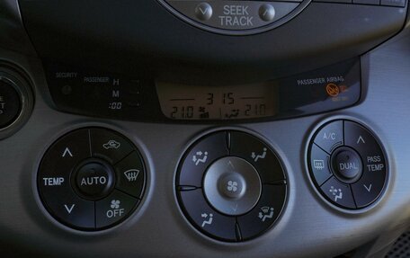 Toyota RAV4, 2007 год, 1 590 000 рублей, 16 фотография