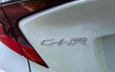 Toyota C-HR I рестайлинг, 2022 год, 1 712 000 рублей, 35 фотография