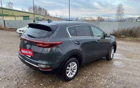 KIA Sportage IV рестайлинг, 2020 год, 2 090 000 рублей, 5 фотография