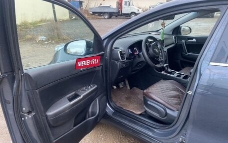 KIA Sportage IV рестайлинг, 2020 год, 2 090 000 рублей, 8 фотография