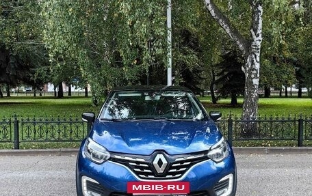 Renault Kaptur I рестайлинг, 2020 год, 1 650 000 рублей, 2 фотография