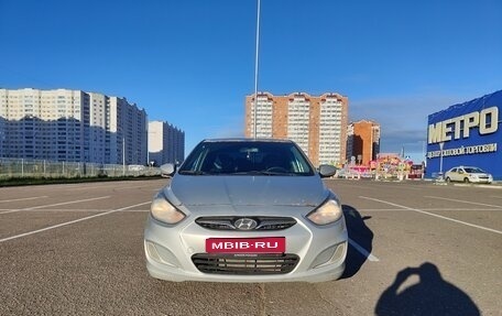 Hyundai Solaris II рестайлинг, 2013 год, 490 000 рублей, 1 фотография
