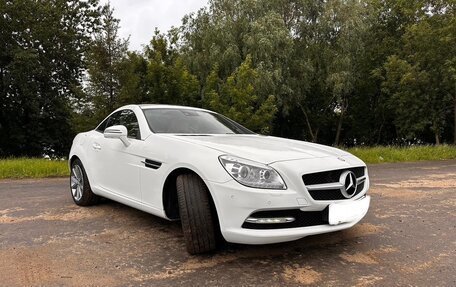 Mercedes-Benz SLK-Класс, 2015 год, 2 300 000 рублей, 3 фотография