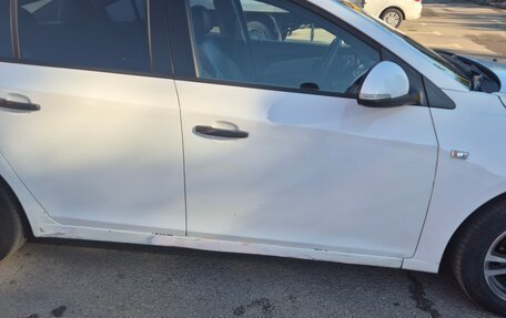 Chevrolet Cruze II, 2014 год, 500 000 рублей, 3 фотография