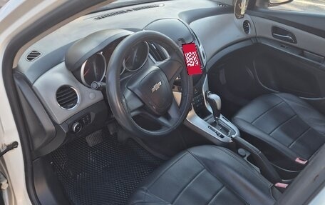 Chevrolet Cruze II, 2014 год, 500 000 рублей, 8 фотография