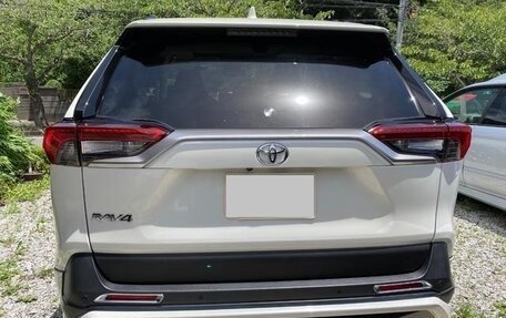 Toyota RAV4, 2022 год, 4 020 000 рублей, 6 фотография