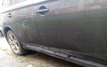 Mitsubishi Outlander III рестайлинг 3, 2014 год, 1 170 000 рублей, 19 фотография