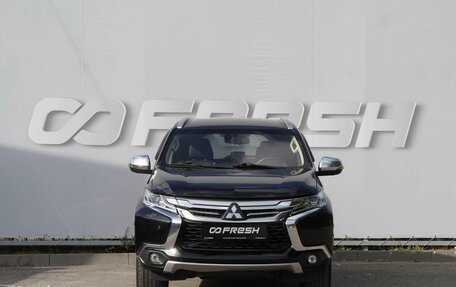 Mitsubishi Pajero IV, 2019 год, 2 890 000 рублей, 3 фотография