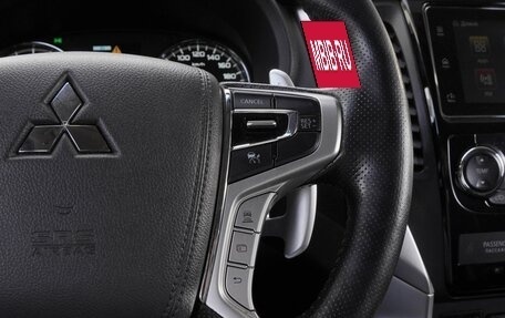 Mitsubishi Pajero IV, 2019 год, 2 890 000 рублей, 18 фотография