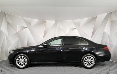 Mercedes-Benz E-Класс, 2019 год, 2 995 000 рублей, 5 фотография