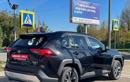 Toyota RAV4, 2025 год, 3 940 000 рублей, 7 фотография