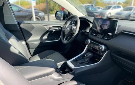 Toyota RAV4, 2025 год, 3 940 000 рублей, 27 фотография