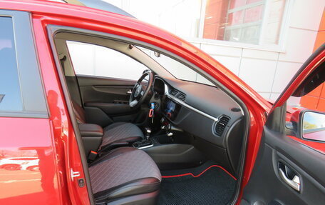 KIA Rio IV, 2021 год, 1 870 000 рублей, 13 фотография