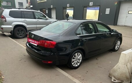 Volkswagen Jetta VI, 2013 год, 850 000 рублей, 3 фотография