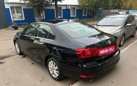 Volkswagen Jetta VI, 2013 год, 850 000 рублей, 2 фотография