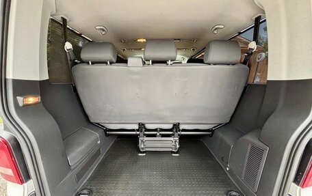 Volkswagen Caravelle T5, 2012 год, 1 920 000 рублей, 14 фотография
