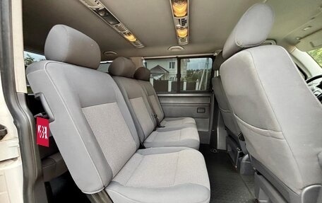 Volkswagen Caravelle T5, 2012 год, 1 920 000 рублей, 9 фотография