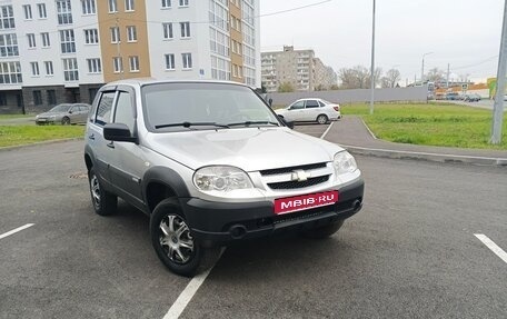 Chevrolet Niva I рестайлинг, 2017 год, 675 000 рублей, 1 фотография