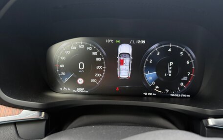 Volvo V60 Cross Country II, 2021 год, 3 950 000 рублей, 9 фотография
