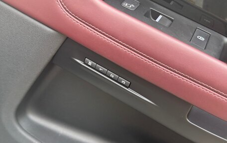 Land Rover Range Rover Evoque II, 2021 год, 4 100 000 рублей, 28 фотография