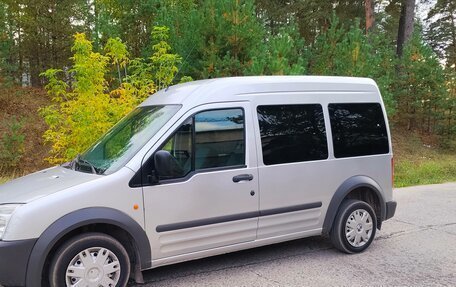 Ford Tourneo Connect I, 2002 год, 690 000 рублей, 4 фотография