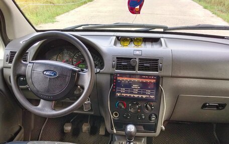 Ford Tourneo Connect I, 2002 год, 690 000 рублей, 17 фотография
