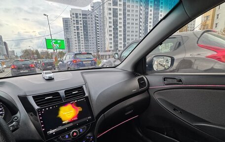 Hyundai Solaris II рестайлинг, 2014 год, 850 000 рублей, 10 фотография