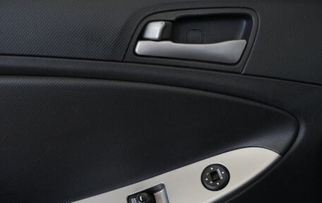 Hyundai Solaris II рестайлинг, 2014 год, 850 000 рублей, 9 фотография