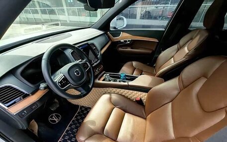 Volvo XC90 II рестайлинг, 2022 год, 4 558 008 рублей, 4 фотография