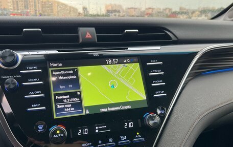 Toyota Camry, 2021 год, 3 249 000 рублей, 20 фотография