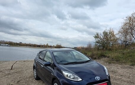 Toyota Aqua I, 2019 год, 1 365 000 рублей, 5 фотография