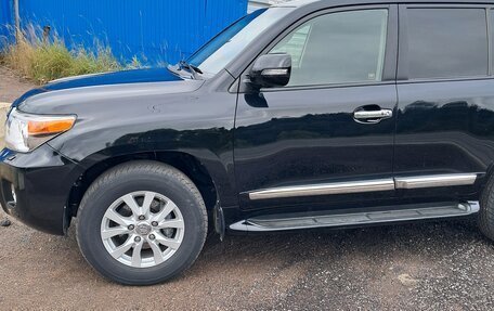 Toyota Land Cruiser 200, 2015 год, 4 400 000 рублей, 3 фотография