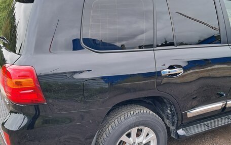Toyota Land Cruiser 200, 2015 год, 4 400 000 рублей, 6 фотография